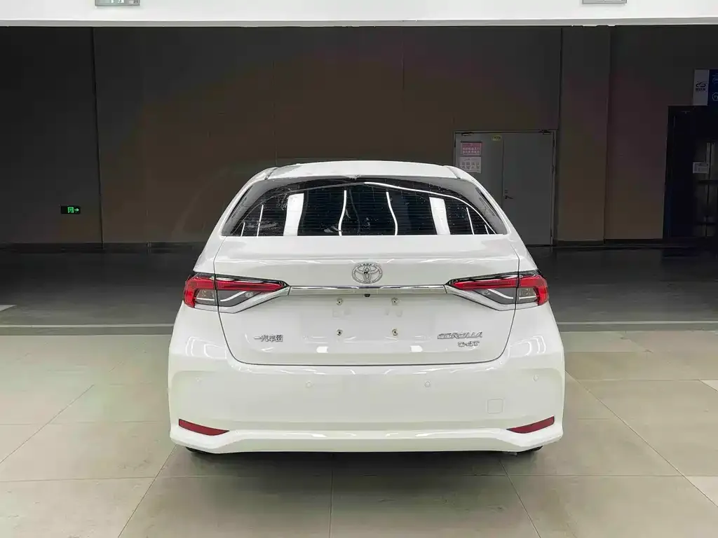 Toyota Corolla 2022 из CN, фото 2
