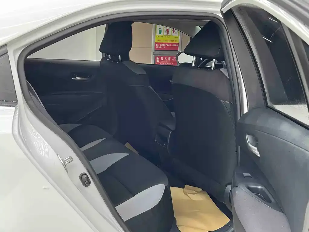 Toyota Corolla 2022 из CN, фото 9