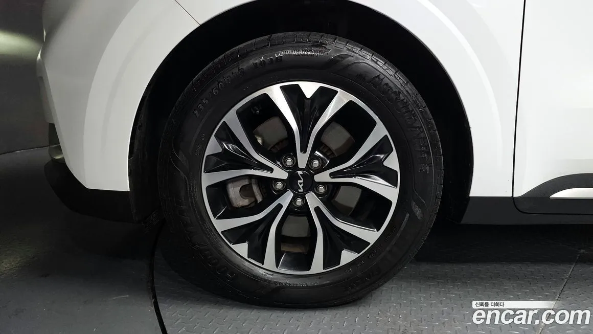 Kia Carnival 2022 из KR, фото 3
