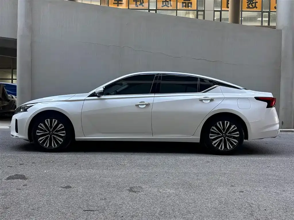 Nissan Teana 2024 из CN, фото 9
