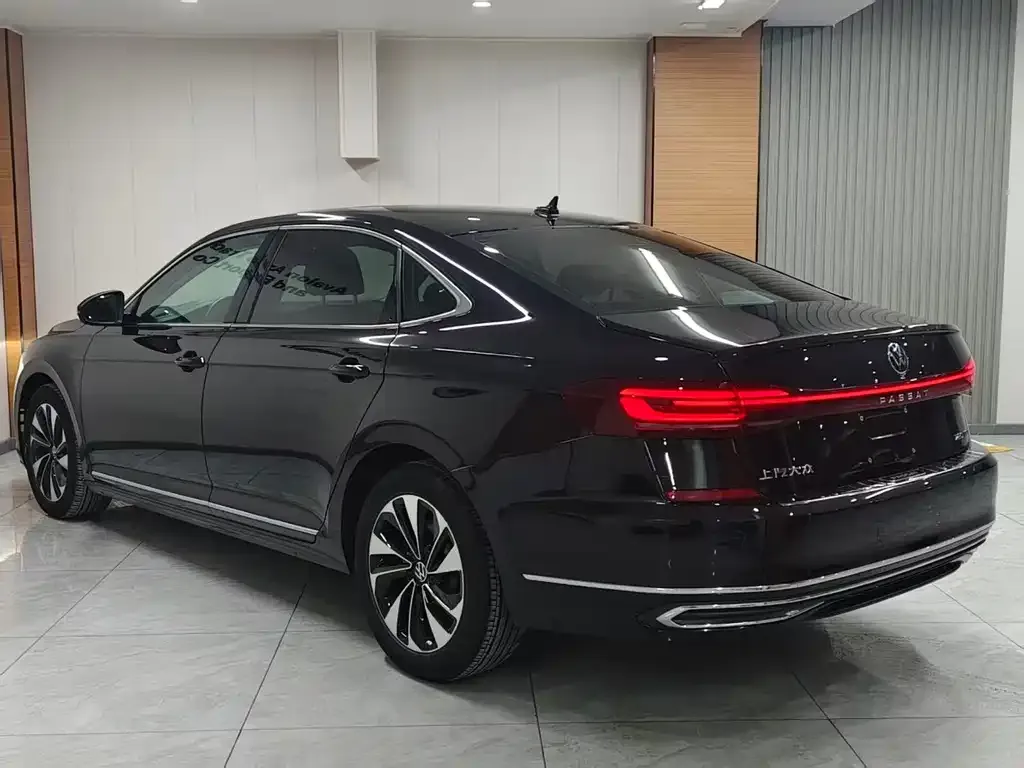 Volkswagen Passat 2021 из CN, фото 6