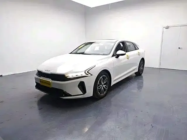 Kia K5 2025 из CN, фото 1