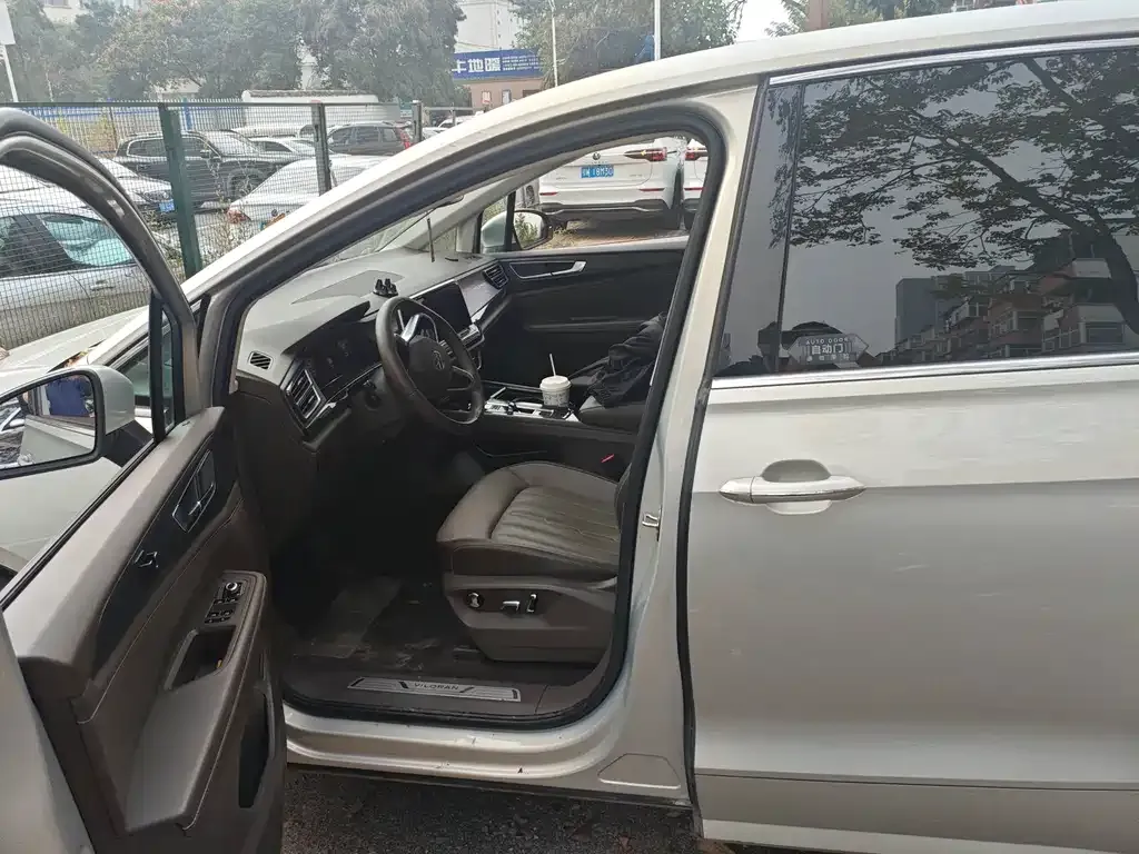 Volkswagen Viloran 2023 из CN, фото 5