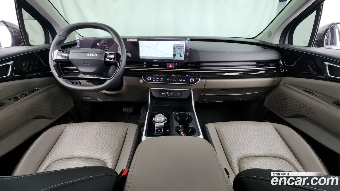 Kia Carnival — фото 10