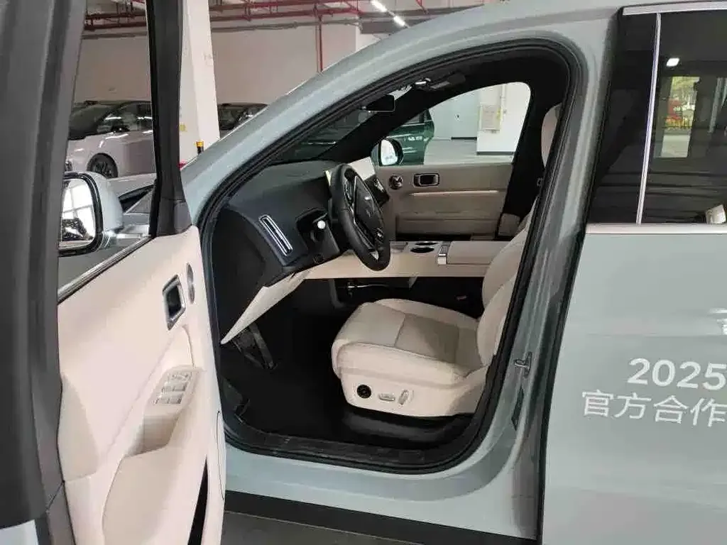 Li Auto L6 2025 из CN, фото 3