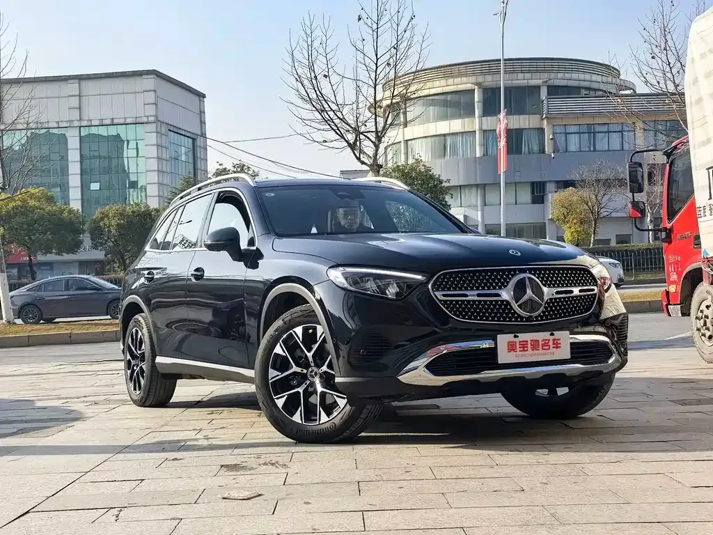 Mercedes-Benz GLC 2025 из CN, фото 2