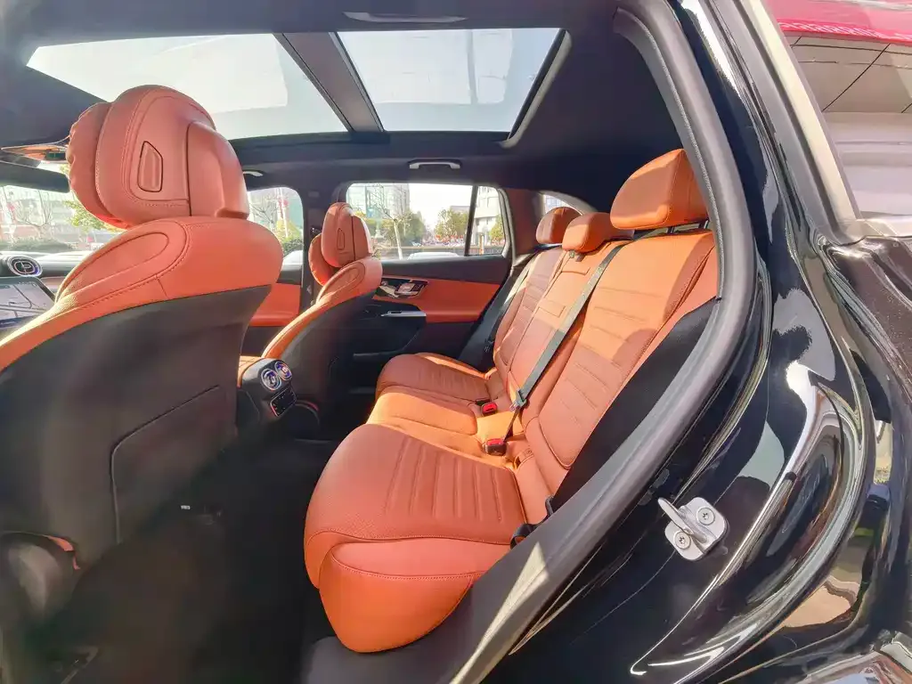Mercedes-Benz GLC 2025 из CN, фото 4