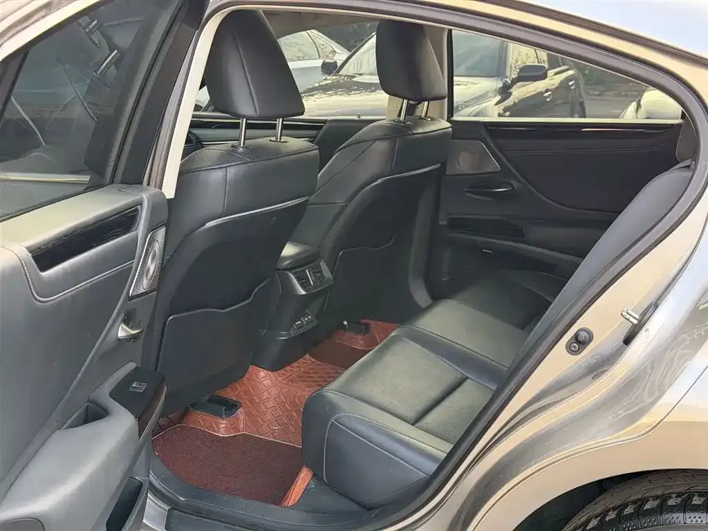 Lexus ES 2022 из CN, фото 5