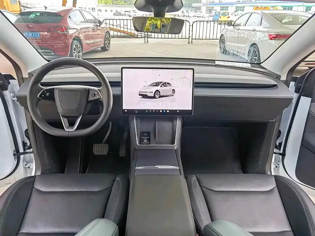 Tesla Model Y 2025 из CN, фото 2