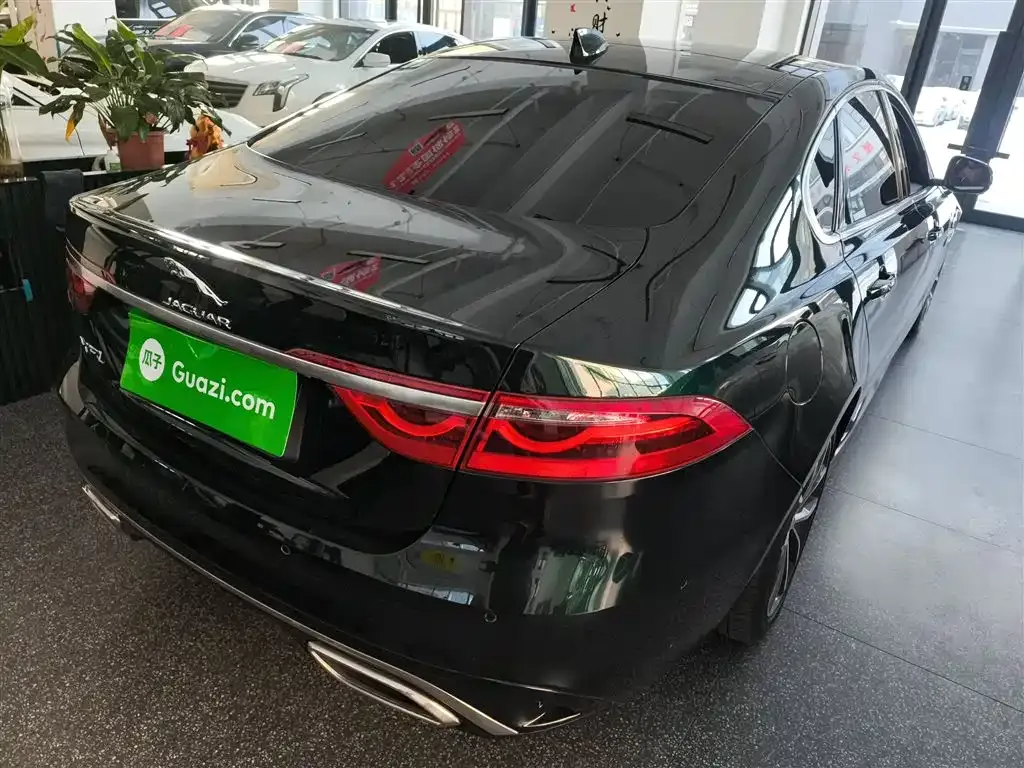 Jaguar XFL 2023 из CN, фото 8