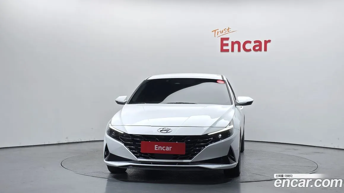 Hyundai AVANTE 2023 из KR, фото 2