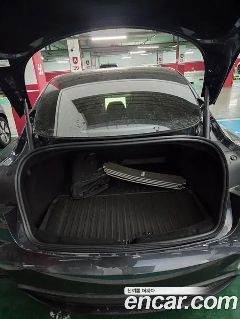 Tesla Model 3 2025 из KR, фото 8