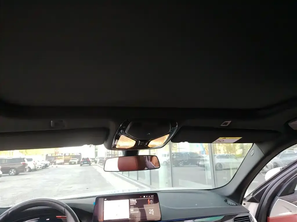 BMW 5 Series 2022 из CN, фото 3