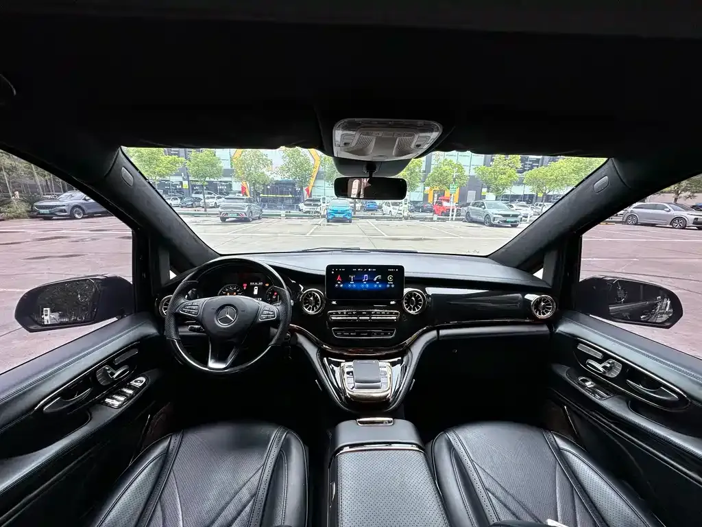 Mercedes-Benz Vito 2023 из CN, фото 7
