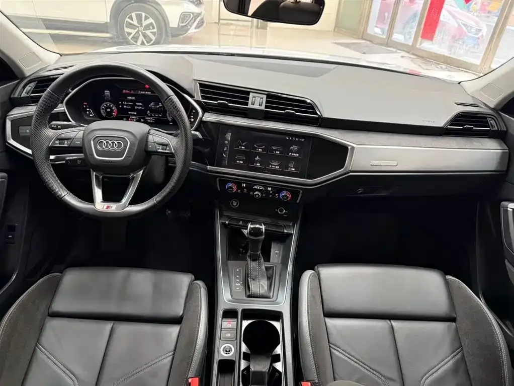 Audi Q3 Sportback 2022 из CN, фото 9
