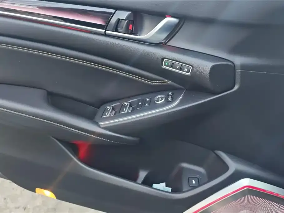 Honda Accord 2023 из CN, фото 5