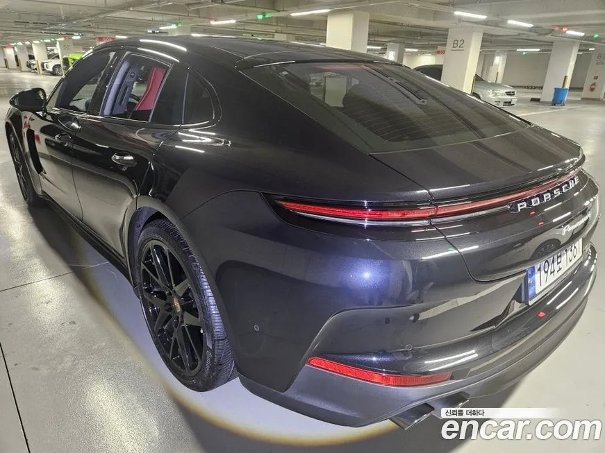 Porsche Panamera 2024 из KR, фото 7