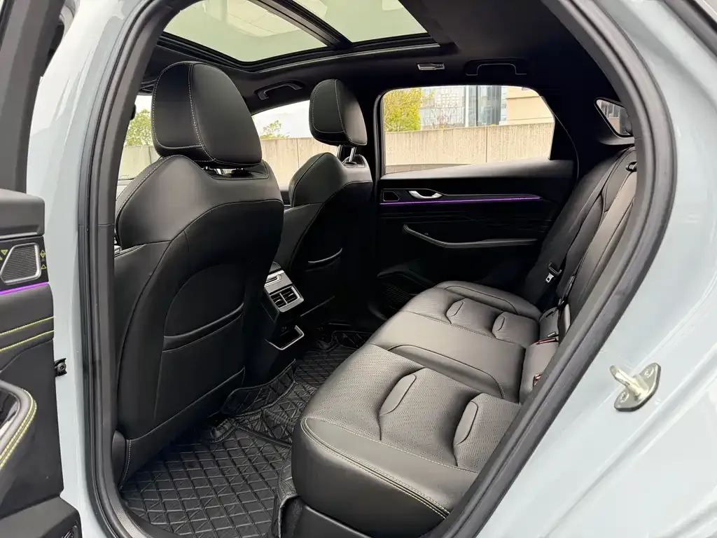 Geely Xingrui 2024 из CN, фото 4