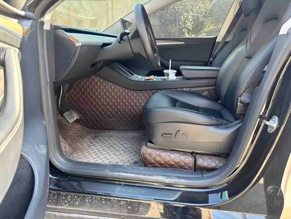 Tesla Model Y 2022 из CN, фото 2