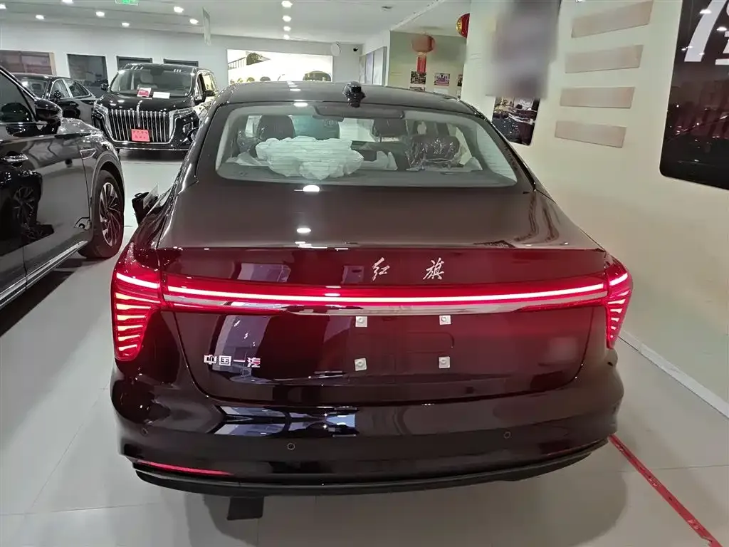 Hongqi H5 PHEV 2025 из CN, фото 7