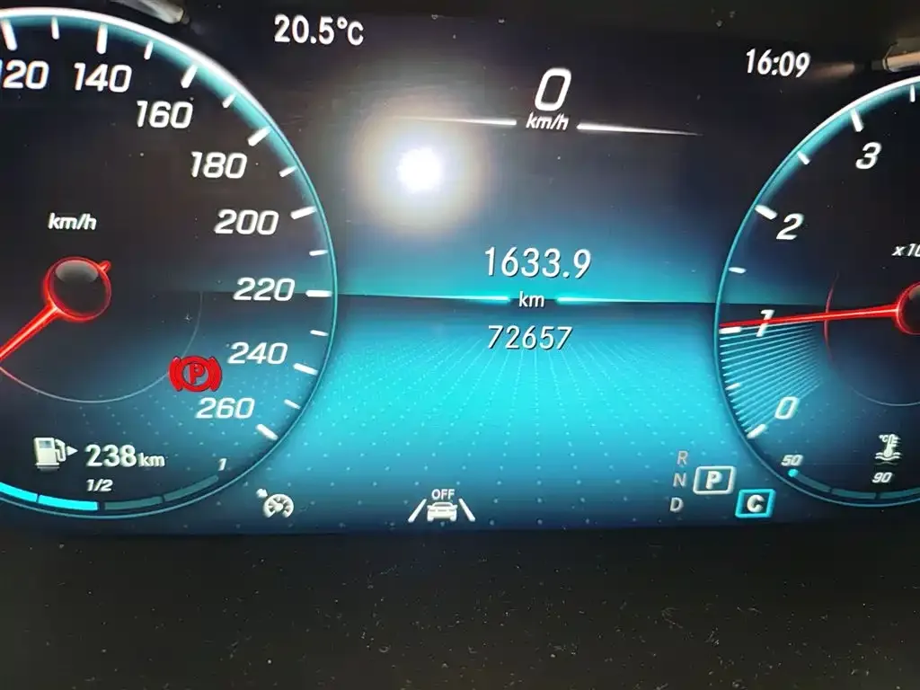Mercedes-Benz GLC Coupe 2021 из CN, фото 4