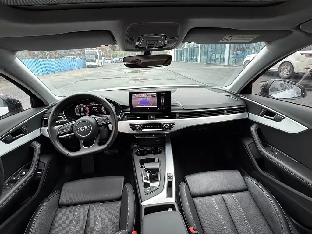 Audi A4L 2023 из CN, фото 7