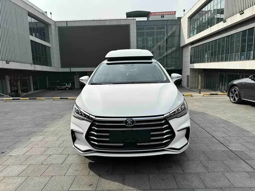 BYD MAX New Energy 2022 из CN, фото 9