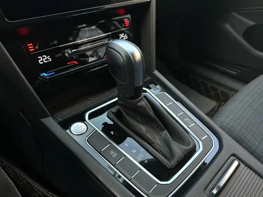 Volkswagen Viloran 2022 из CN, фото 2
