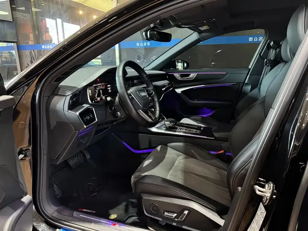 Audi A6L 2024 из CN, фото 10