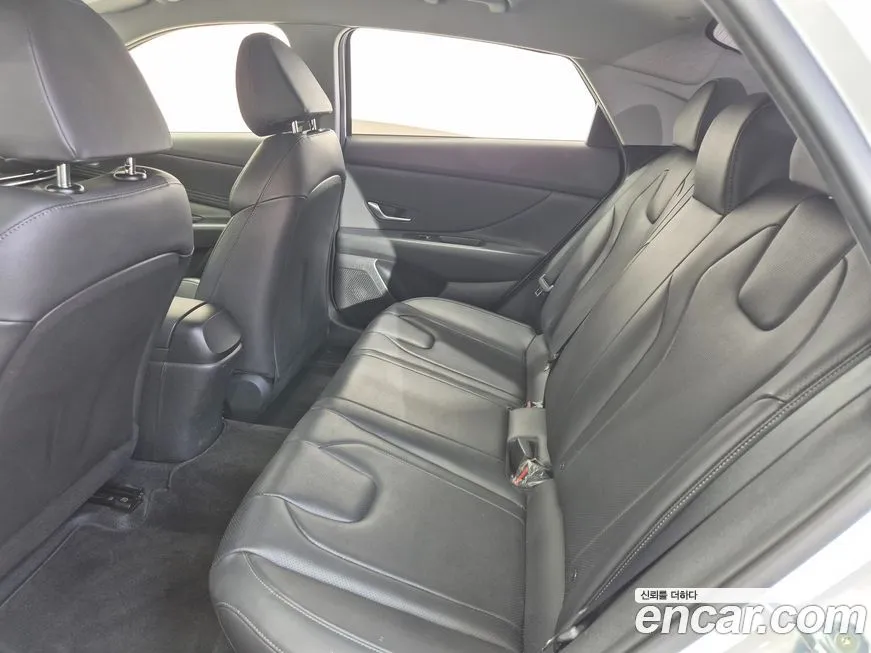 Hyundai AVANTE 2021 из KR, фото 3