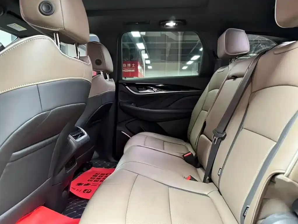 Buick Enclave 2021 из CN, фото 5
