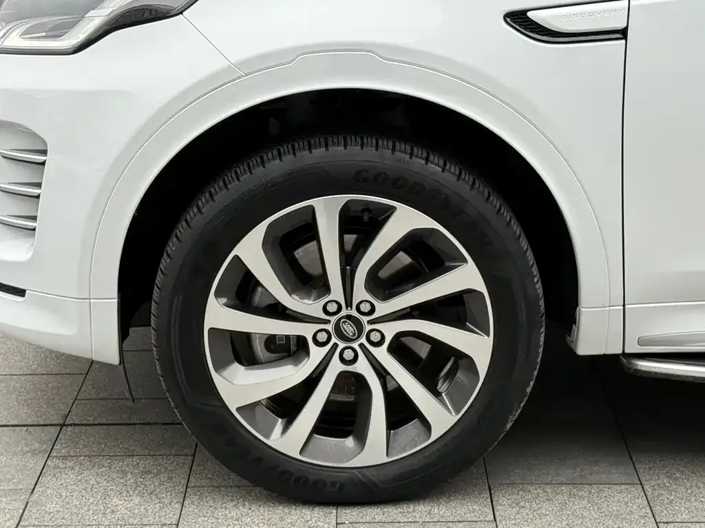 Land Rover Discovery Sport 2024 из CN, фото 3