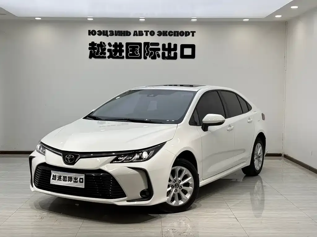 Toyota Corolla 2023 из CN, фото 1