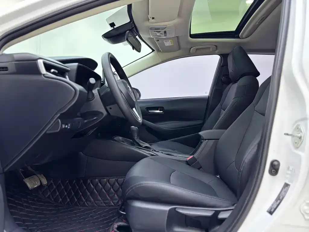 Toyota Corolla 2023 из CN, фото 6
