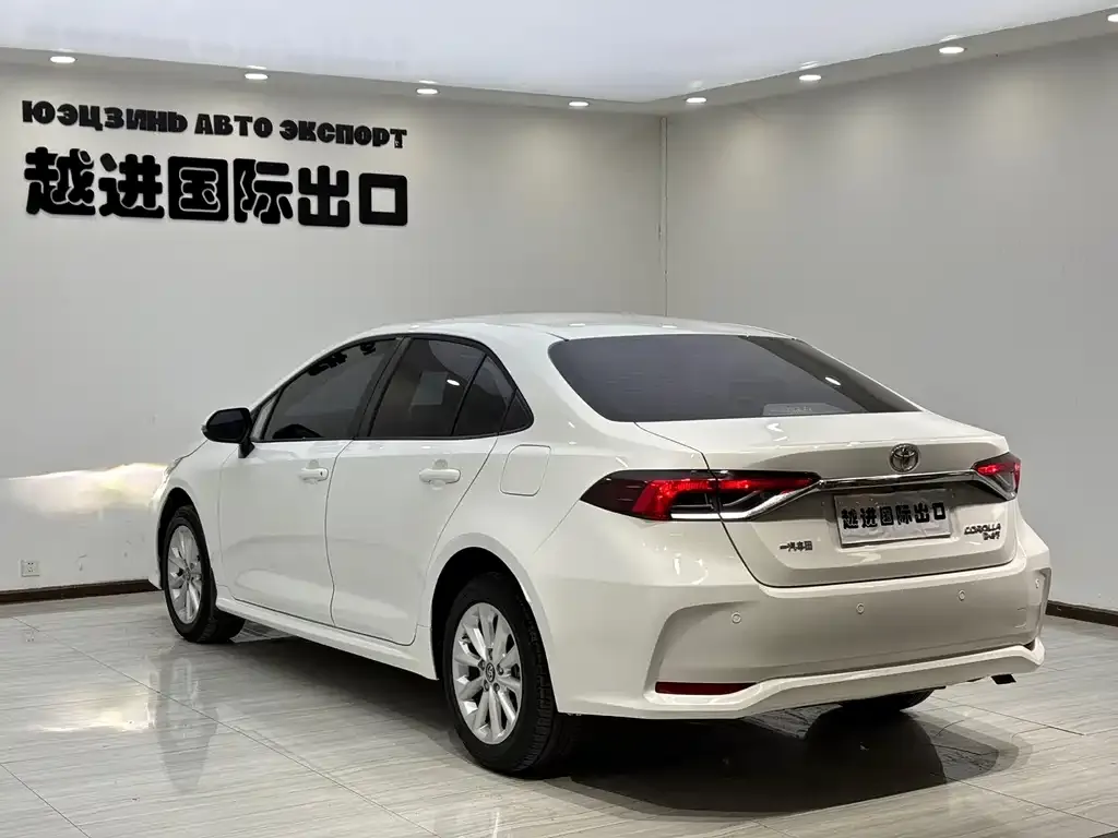 Toyota Corolla 2023 из CN, фото 10