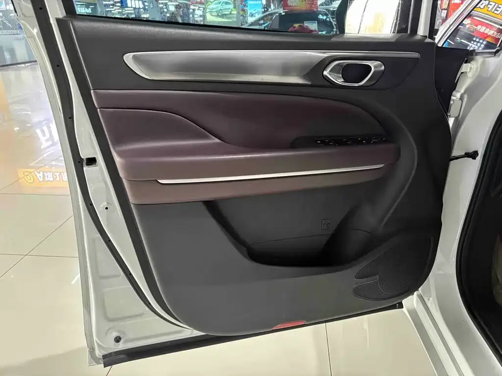 GAC Motor Trumpchi M6 2022 из CN, фото 8