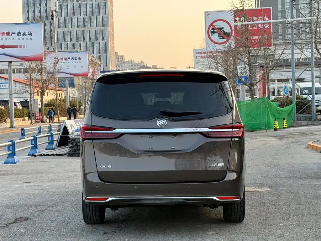 Buick GL8 2023 из CN, фото 6