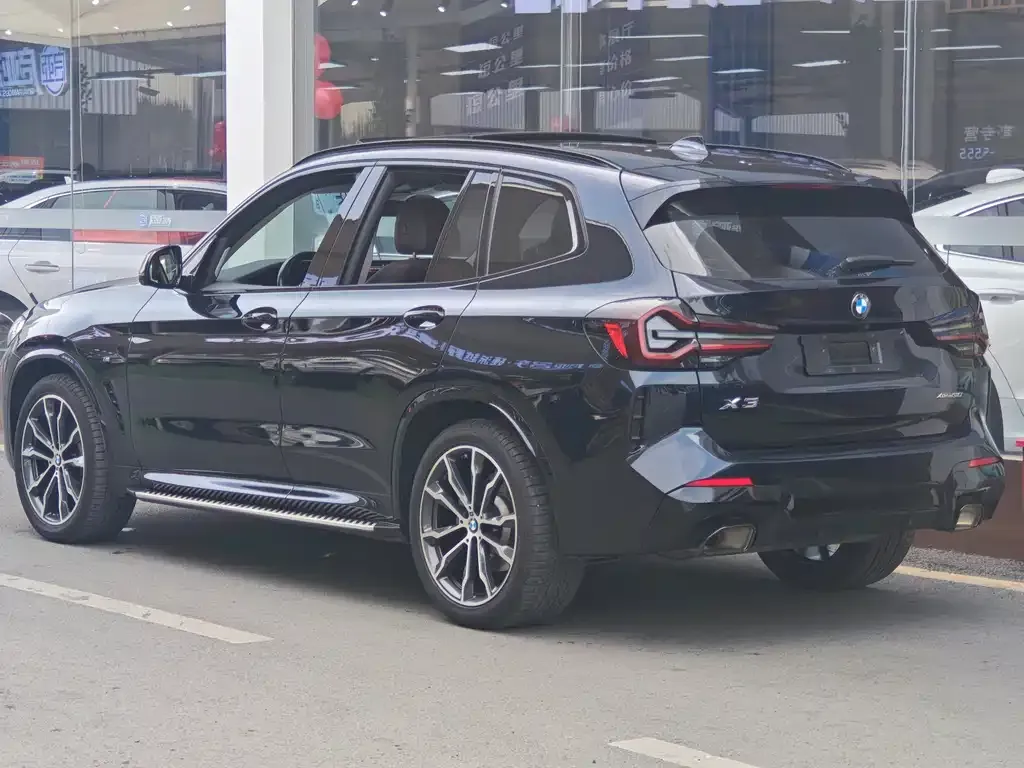 BMW X3 2023 из CN, фото 2