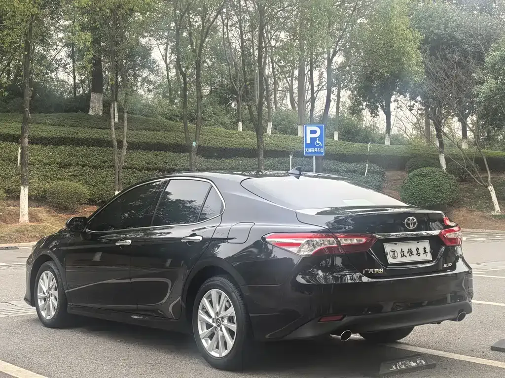 Toyota Camry 2022 из CN, фото 8