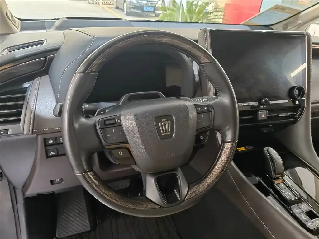 Toyota Vellfire 2023 из CN, фото 5