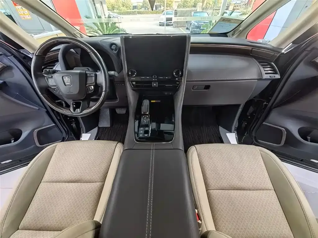 Toyota Vellfire 2023 из CN, фото 8