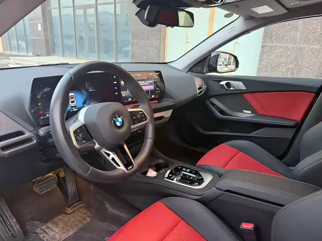 BMW 2 Series 2025 из CN, фото 7