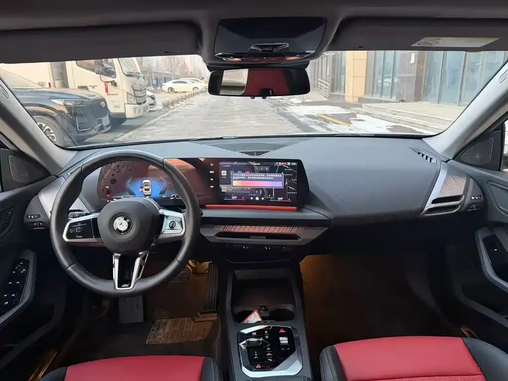 BMW 2 Series 2025 из CN, фото 3