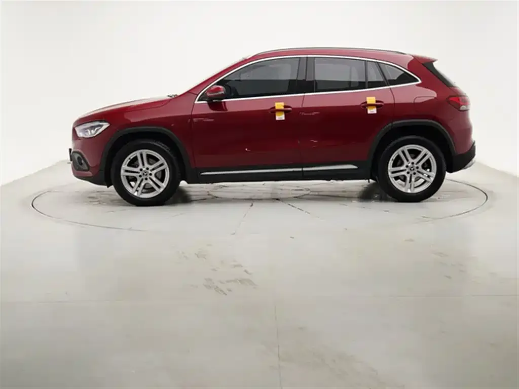 Mercedes-Benz GLA 2023 из CN, фото 3