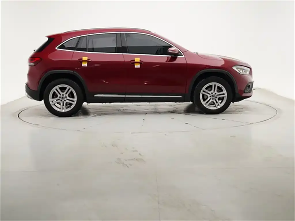 Mercedes-Benz GLA 2023 из CN, фото 4