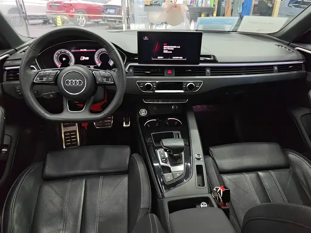 Audi A4L 2024 из CN, фото 7