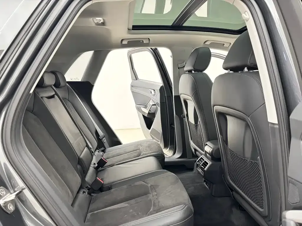 Audi Q3 2022 из CN, фото 10