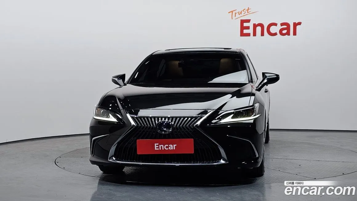 Lexus ES 2021 из KR, фото 2