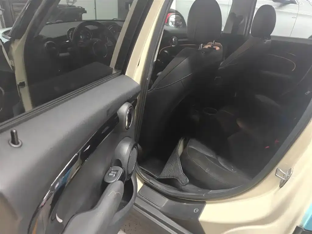 MINI Cooper (3-door) 2021 из CN, фото 4