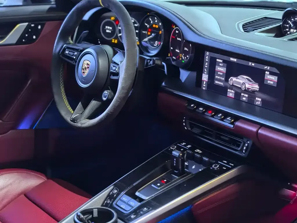 Porsche 911 2021 из CN, фото 9